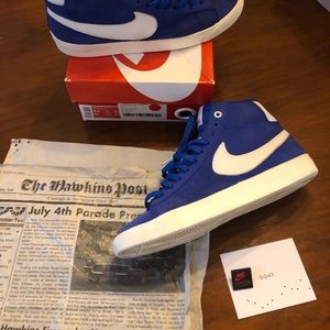 Nike Stranger Things Blazers (9.5)